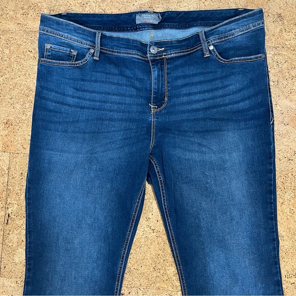 Torrid Luxe Slim Boot Jeans #11661101 Sz 20Tall - Picture 4 of 16